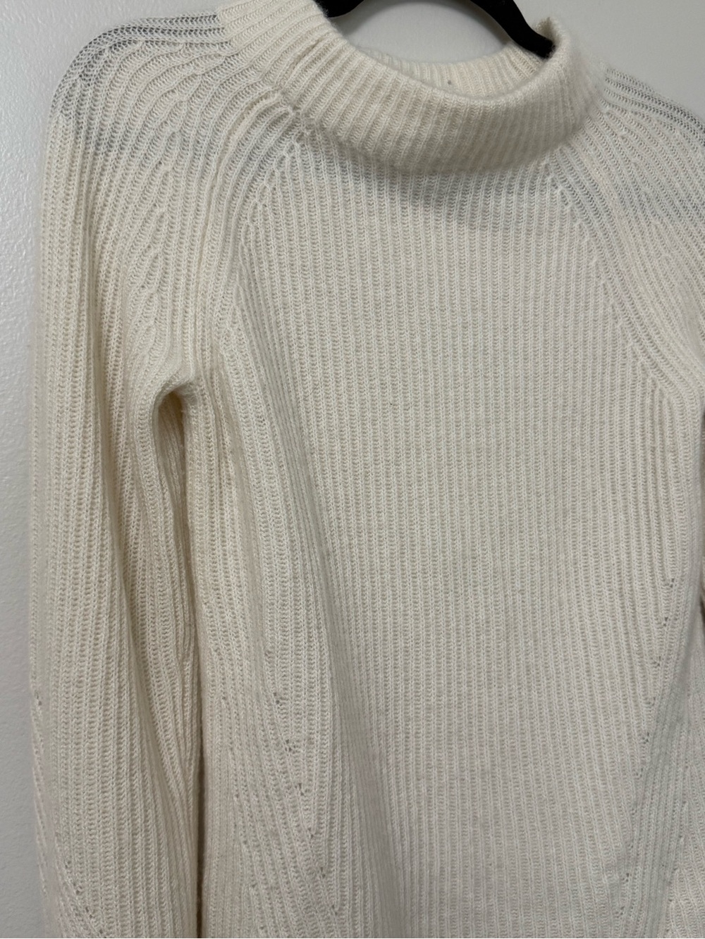 Ann Taylor Cashmere Cozy Cream Ribbed Women's Sweater - Picture 12 of 12